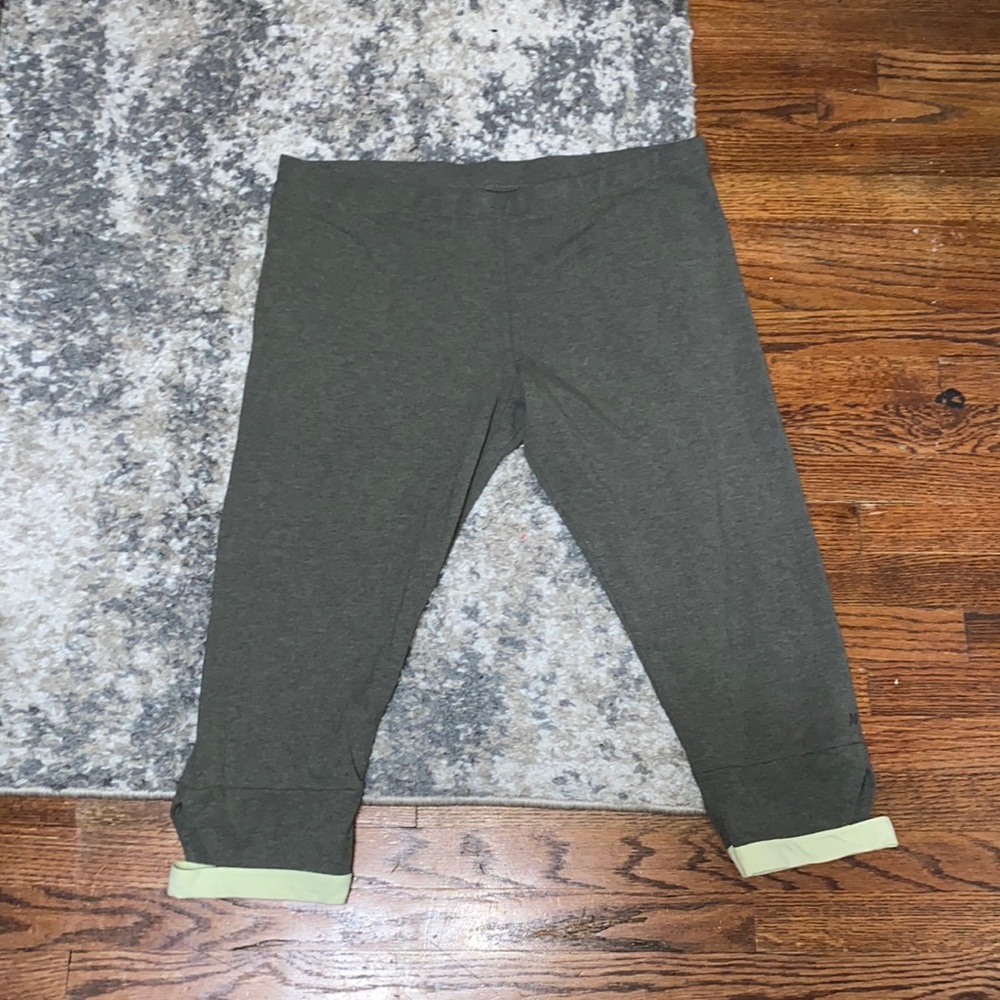 Victoria secret cropped leggings